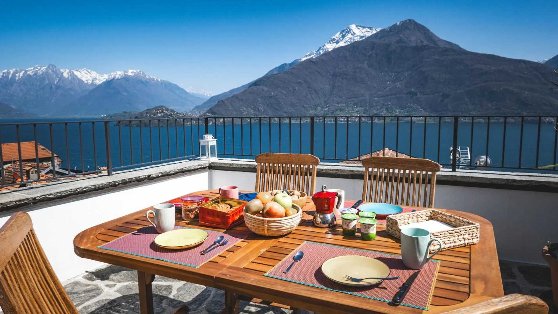Casa Sorel Attico Lago & Pool Pianello Del Lario Lejlighed
